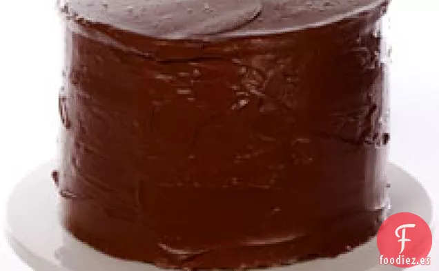 Pastel De Mantequilla Amarilla Con Glaseado De Chocolate