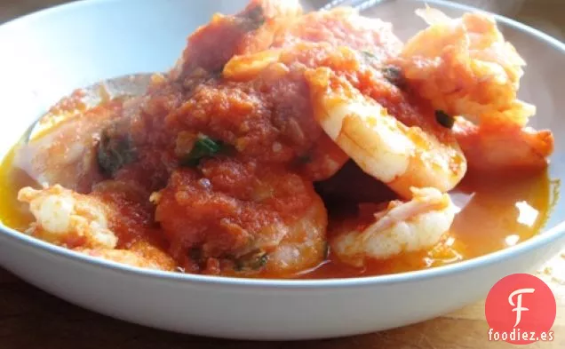 Camarones Gigantes En Salsa De Tomate Picante