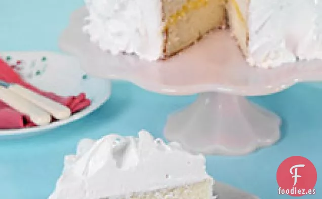 Pastel De Capa Blanca Con Relleno De Cuajada De Limón