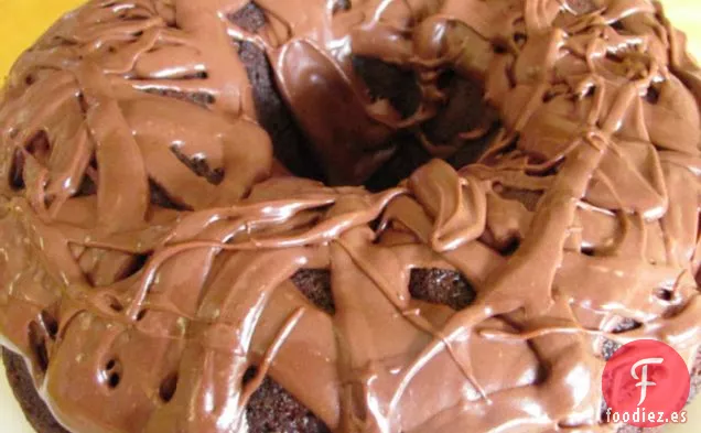 Pastel de Chocolate con Chocolate Profundo