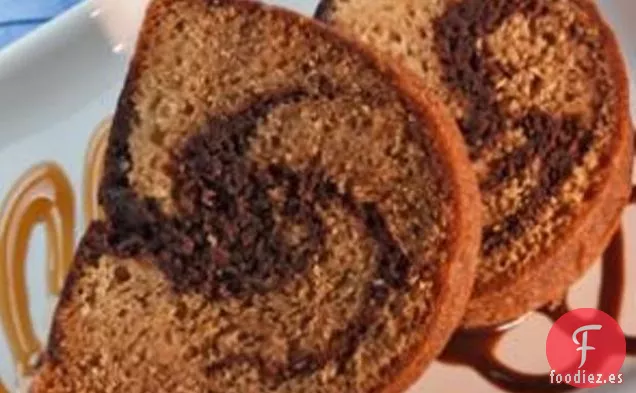 Pastel de Remolino de Chocolate con Caramelo