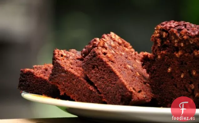 Pastel De Chocolate Con Budín De Aguacate