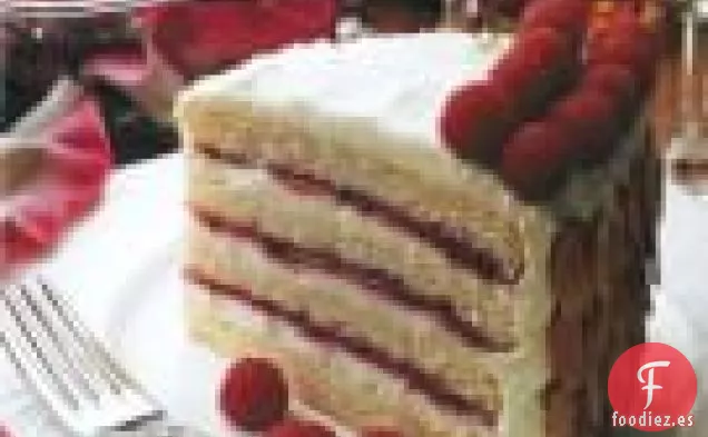 Pastel Blanco con aroma a Almendras