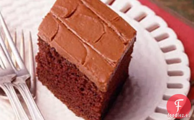 Pastel De Chocolate Con Crema De Mantequilla De Chocolate