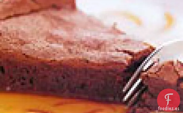 Pastel de Soufflé de Chocolate con Salsa de Caramelo de Naranja