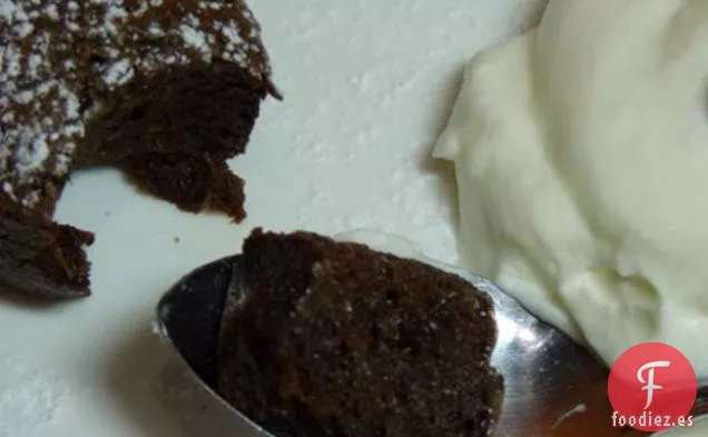 Pastel de Plátano de Chocolate Suave y Cálido