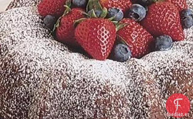 Pastel de Chocolate con Lentejuelas y Estrellas