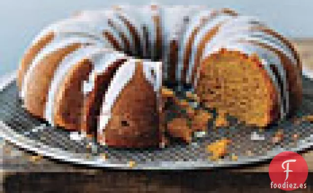 Pastel De Calabaza Con Especias Y Glaseado De Suero De Mantequilla