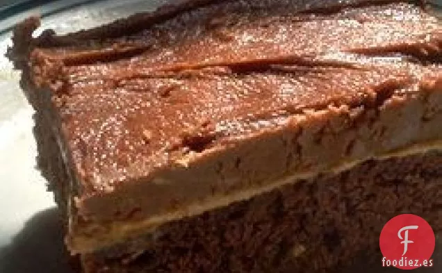 Pastel de Chocolate con Mantequilla de Maní