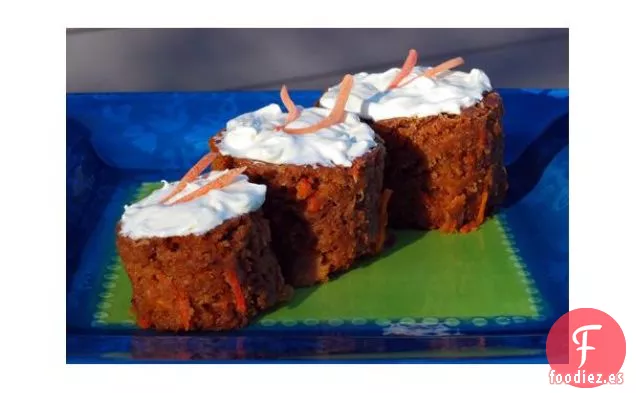 Pastel de Especias con Pasas de Uva y Piña y Zanahoria