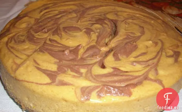 Tarta de Queso con Remolino de Chocolate y Calabaza