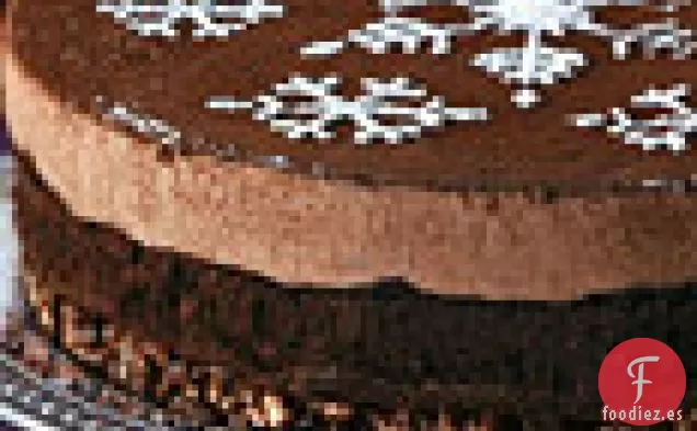 Pastel de Mousse de Chocolate con Leche con Corteza Crujiente de Avellanas