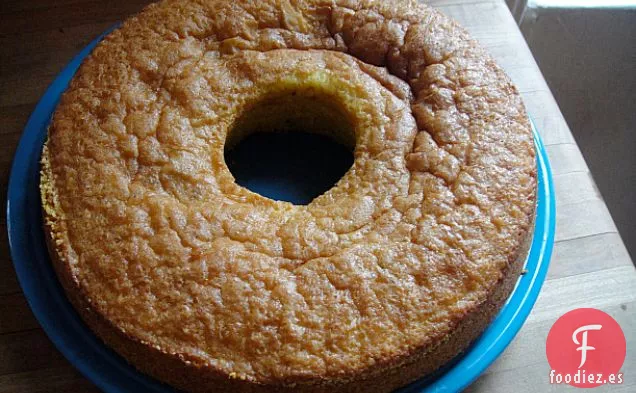 Pastel De Polenta De David Lebovitz Con Aceite De Oliva Y Romero
