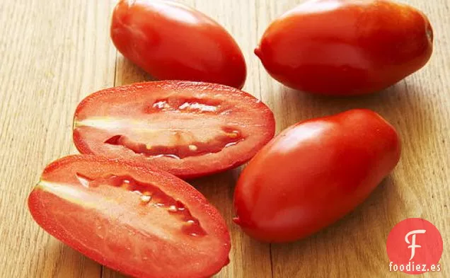 Pargo Rojo al Horno en Salsa de Tomate Mediterránea