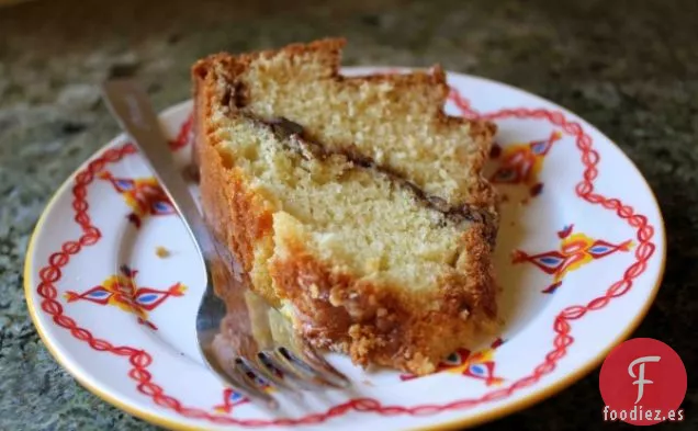 Pastel de Café con Remolino de Nueces de Canela