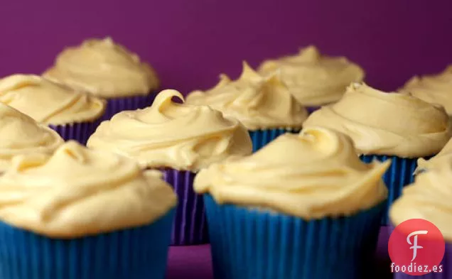 Cupcakes De Plátano Con Glaseado Cremoso De Queso Crema