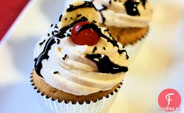 Cupcakes Simples de Plátano Partido