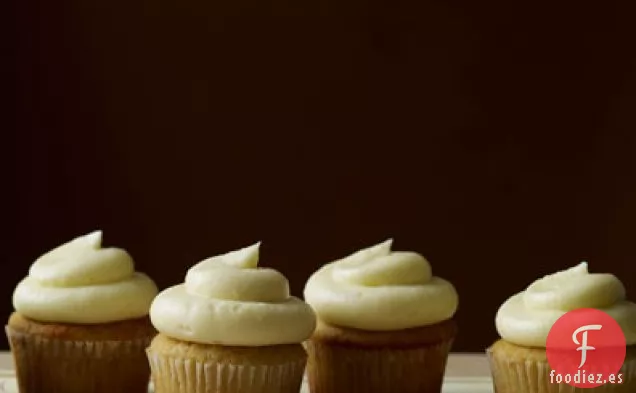 Cupcakes De Arce De La Receta De Libro De Cocina De Exploraciones Horneadas