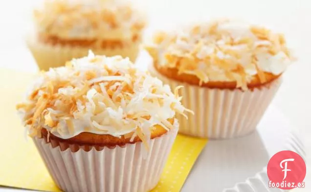 Cupcakes de Coco Rellenos de Limón