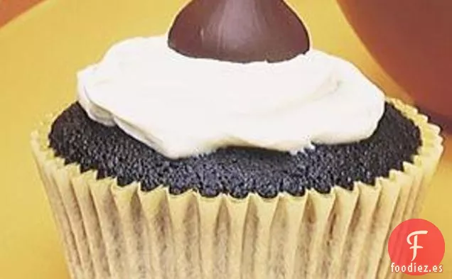 Cupcakes de Chocolate con Besos Dobles