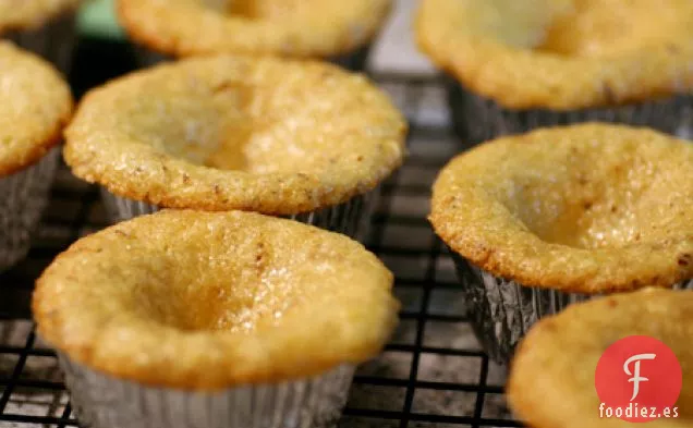 Cupcakes De Almendras Veganos Celestiales Con Glaseado De Caramelo