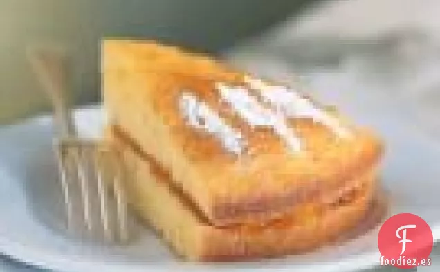 Pastel De Capas Simple Con Mermelada