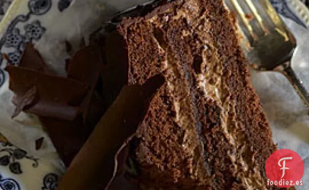 Pastel de Capa de canela, caramelo y ganache