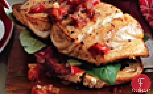 Bacalao Asado en Croutones Grandes de Ajo