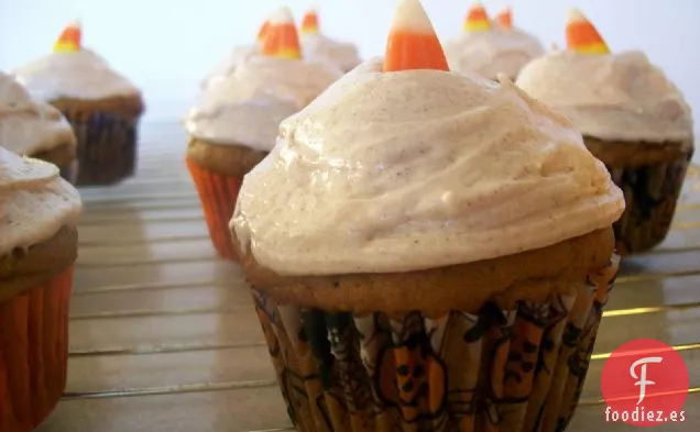 Pastel De Calabaza Especiado Con Glaseado De Crema De Canela