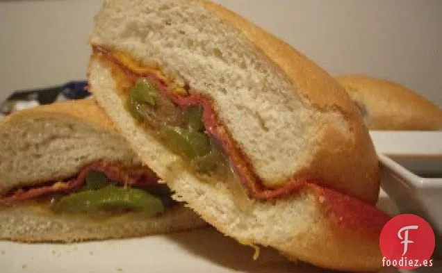 Sándwich de Carne de Queso con Salsa Francesa