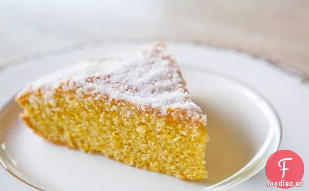 Pastel de Harina de Maíz de Naranja