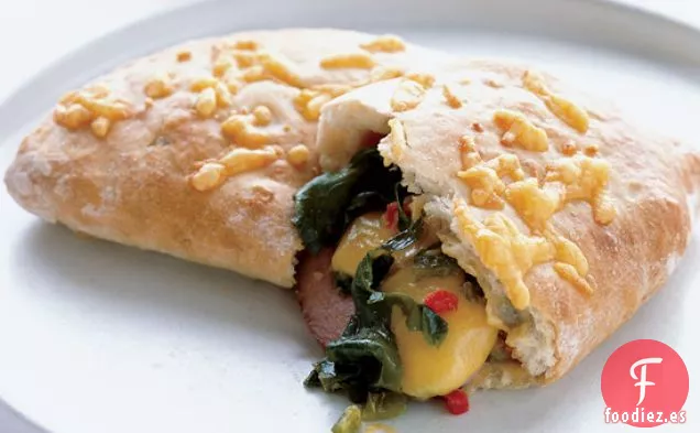 Calzones de Jamón y Chile-Cheddar