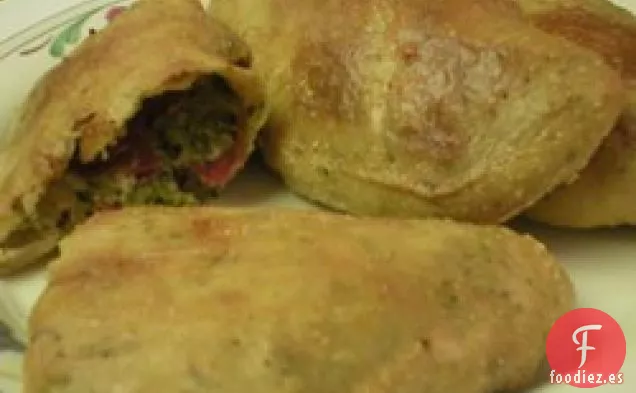 Brócoli, Pepperoni y Tres Calzones de Queso