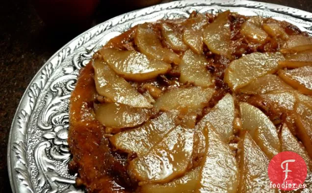 Budín De Pan Invertido Con Peras Carmelizadas Y Cu Brandy