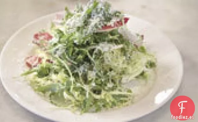 Ensalada con Parmesano-Reggiano y aderezo de anchoas