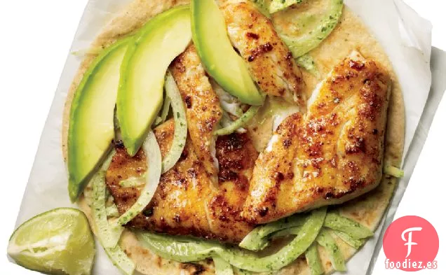 Tacos de Tilapia Baja Ennegrecidos