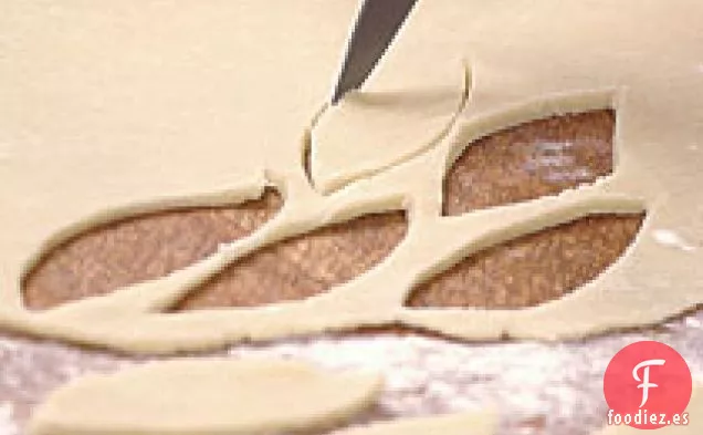 Pastel De Manzana Cubierto De Hojas
