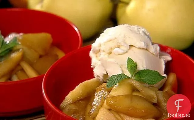 Tarta de Manzana sin Corteza con Helado de Vainilla