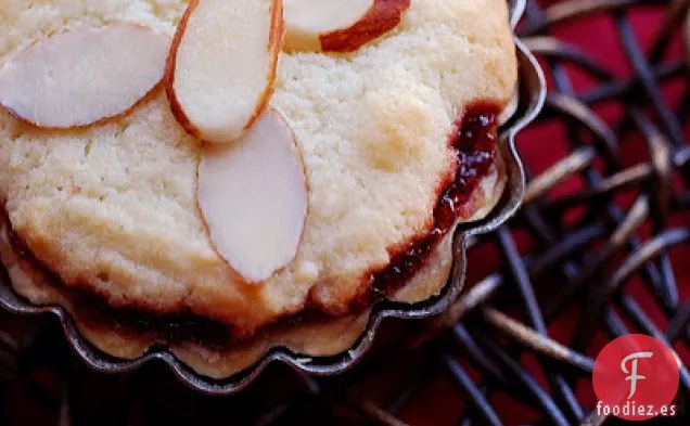 Mini Tartas de Almendra y Cereza