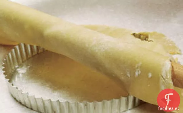 Tarta De Natillas De Cereza Con Almendras En Rodajas