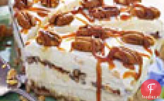 Tarta de Helado de Melocotón y Nuez con Salsa de Caramelo