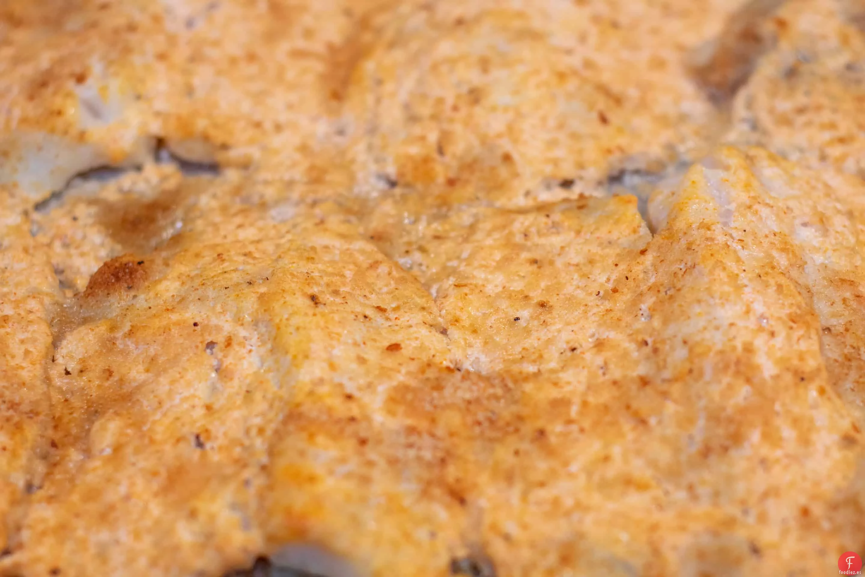 Tilapia Al Horno Con Corteza De Parmesano De Crema Agria