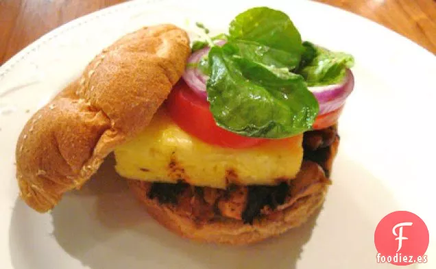 Hamburguesas De Pavo Hawaiano Con Salsa De Piña y papaya