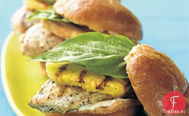 Sándwiches de Pollo y Piña a la Parrilla
