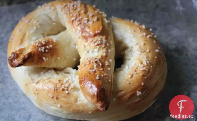 Receta Casera de Pretzel Suave