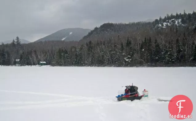 Pesca En El Hielo Y Trucha Quemada Rápida Con Rillettes De Trucha Ahumada