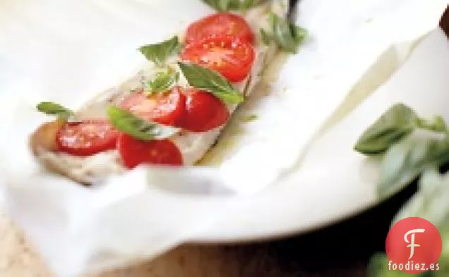 Trucha, Tomates Y Albahaca En Pergamino