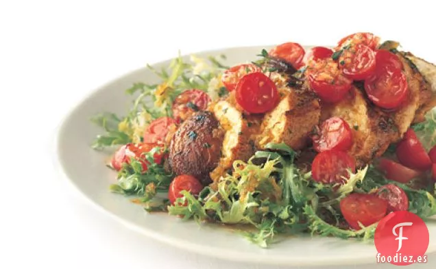 Pollo Salteado Con Vinagreta De Tomate Y azafrán En Frisée