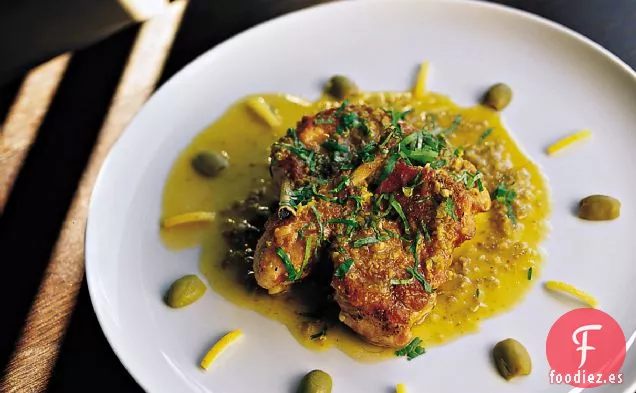 Pollo Salteado con Aceitunas Verdes y Cilantro