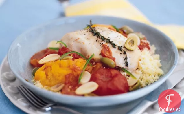 Pechugas de Pollo Estofadas con Tomate y Aceitunas Verdes